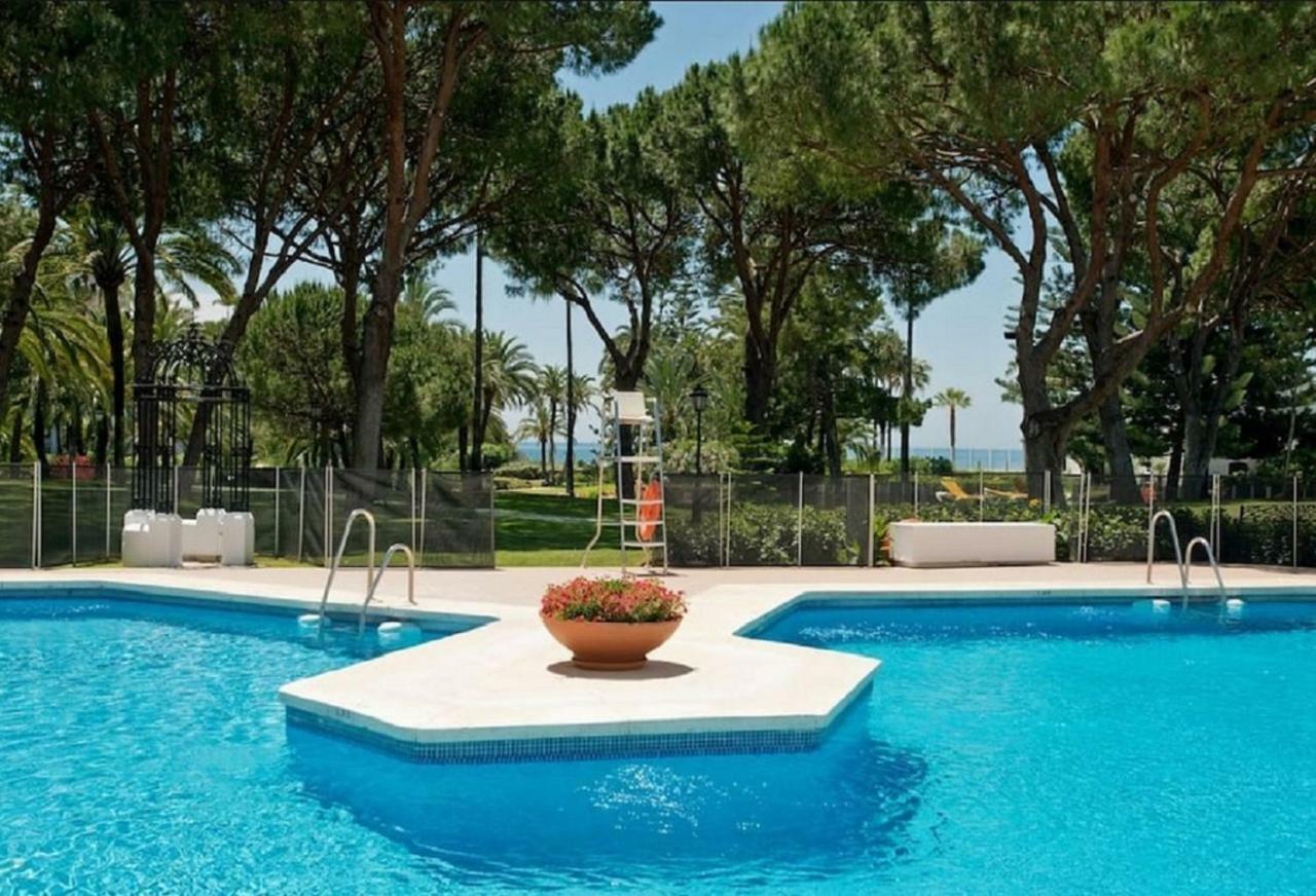 Beachfront Luxury Residence, Playas del Duque, Puerto Banús, Marbella Exterior foto